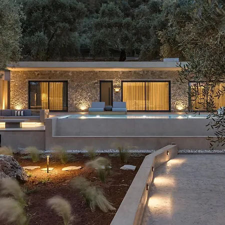 Monalia Suites Parga Exterior photo