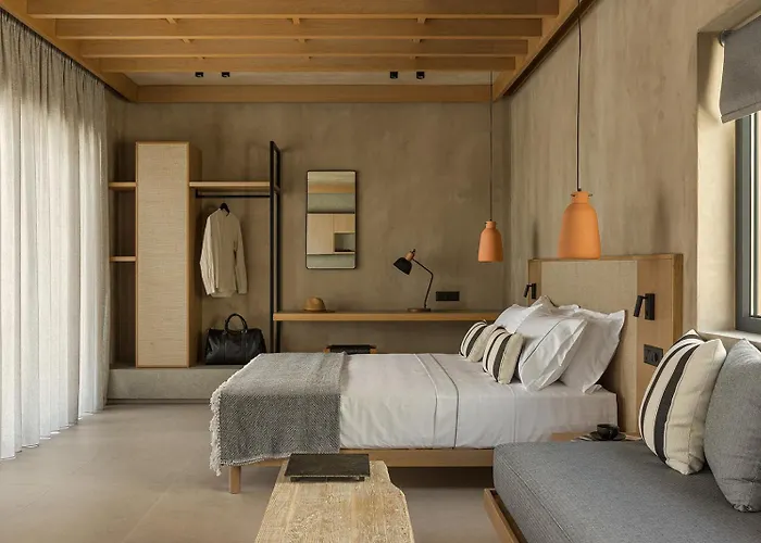 Monalia Suites